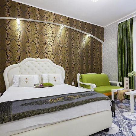 Apartments Leopolli Near Opera House Lwów Zewnętrze zdjęcie