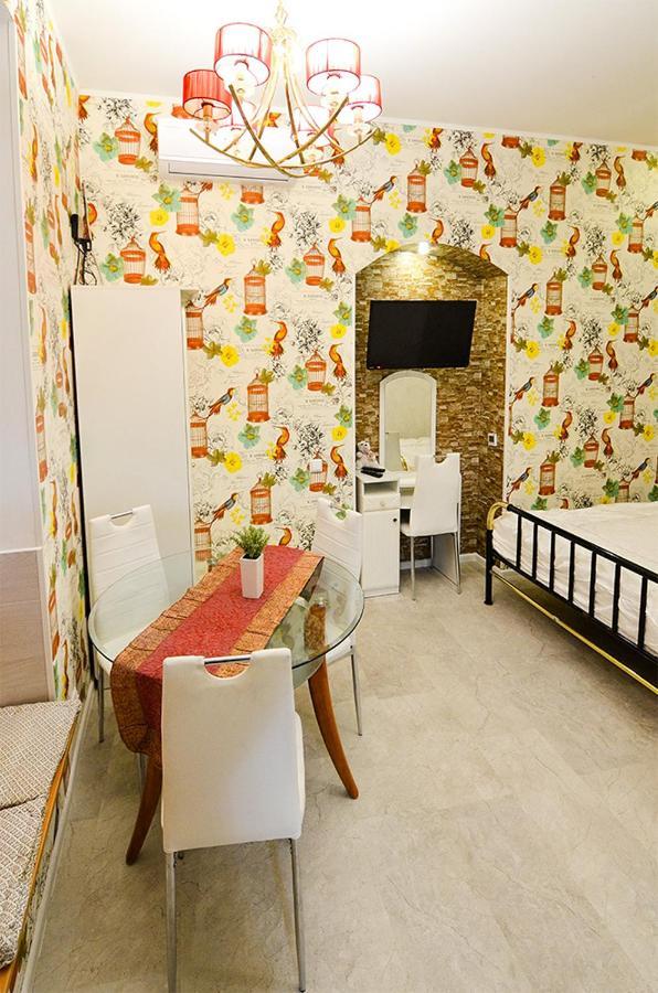 Apartments Leopolli Near Opera House Lwów Zewnętrze zdjęcie