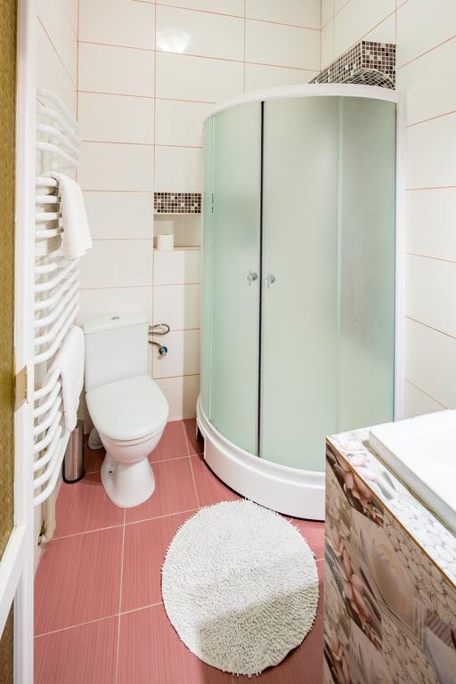 Apartments Leopolli Near Opera House Lwów Zewnętrze zdjęcie