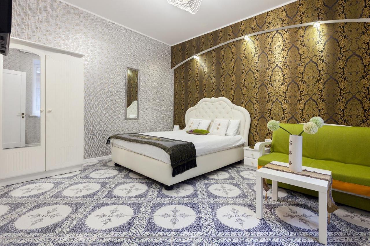 Apartments Leopolli Near Opera House Lwów Zewnętrze zdjęcie