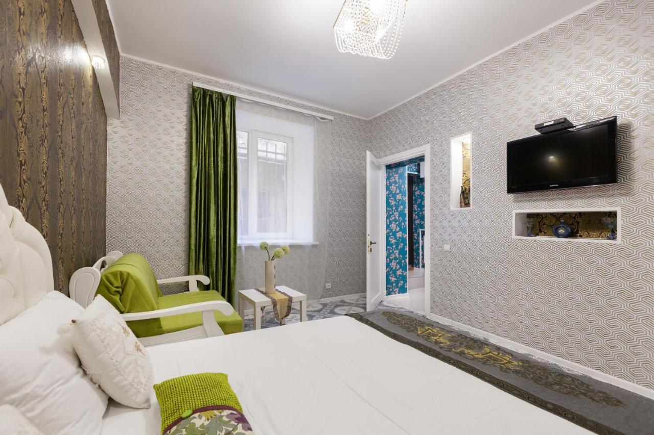 Apartments Leopolli Near Opera House Lwów Zewnętrze zdjęcie